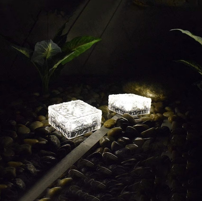 Lampa solara cubica, Impermeabila, LED